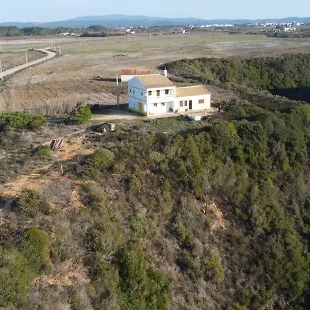 Casa Do Vale Dos Homens Ferienhaus Rogil