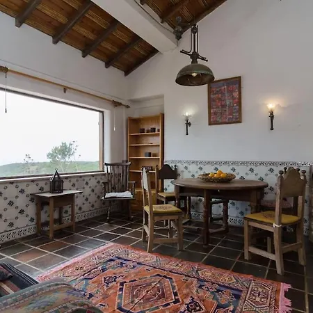 Casa Do Vale Dos Homens Holiday home
