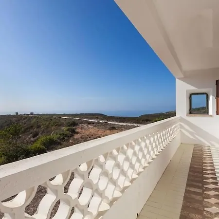 Casa Do Vale Dos Homens Holiday home Rogil